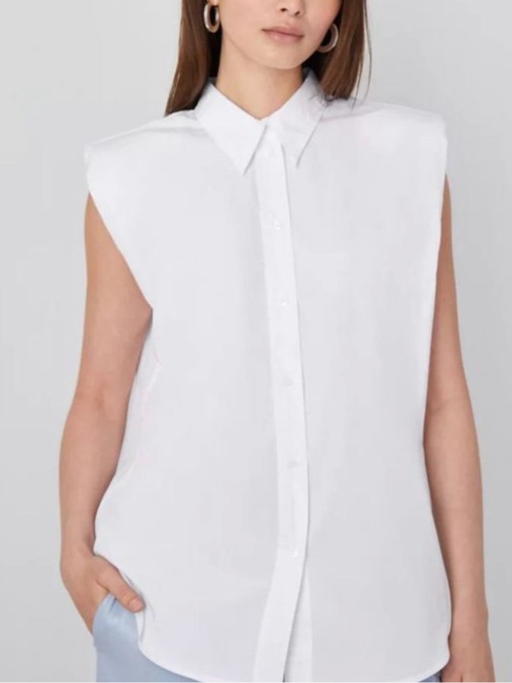 Aritzia Babaton Wright Sleeveless Shoulder Pad Button-Up Shirt